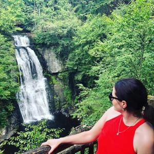 Meet your Posher, Liliya